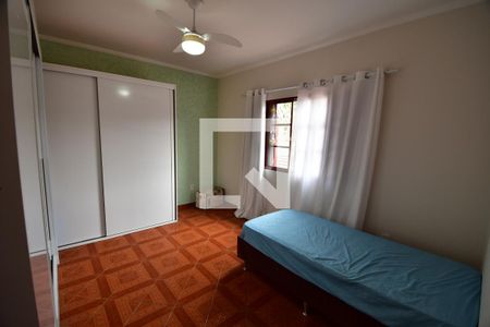 Casa à venda com 287m², 3 quartos e 6 vagasQuarto 2