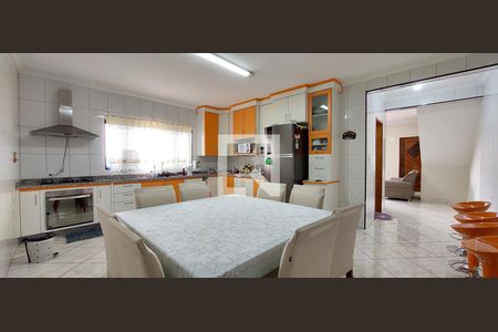 Casa à venda com 311m², 3 quartos e 2 vagasCozinha