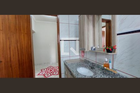 Casa à venda com 311m², 3 quartos e 2 vagasBanheiro 1