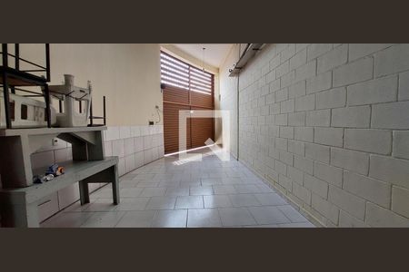 Casa à venda com 311m², 3 quartos e 2 vagasGaragem