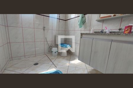 Casa à venda com 311m², 3 quartos e 2 vagasBanheiro Quarto 1 suíte