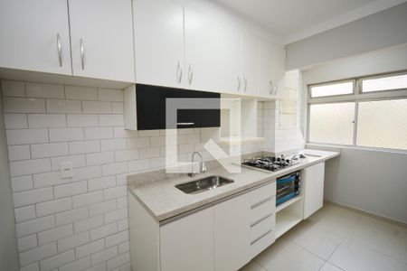 Apartamento à venda com 48m², 2 quartos e 1 vaga Apartamento à venda com 48m², 2 quartos e 1 vagaCozinha