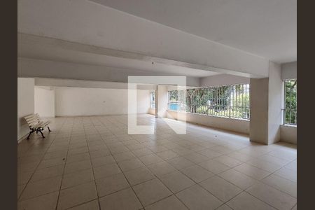 Apartamento à venda com 98m², 2 quartos e 1 vaga Apartamento à venda com 98m², 2 quartos e 1 vagaÁrea comum - Playground