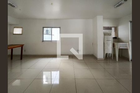 Apartamento à venda com 98m², 2 quartos e 1 vaga Apartamento à venda com 98m², 2 quartos e 1 vagaÁrea comum - Salão de festas