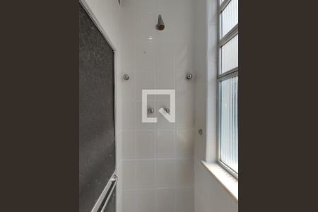 Apartamento à venda com 82m², 2 quartos e sem vagaBanheiro