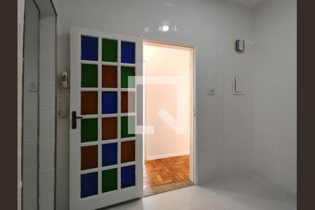 Apartamento à venda com 82m², 2 quartos e sem vagaCozinha