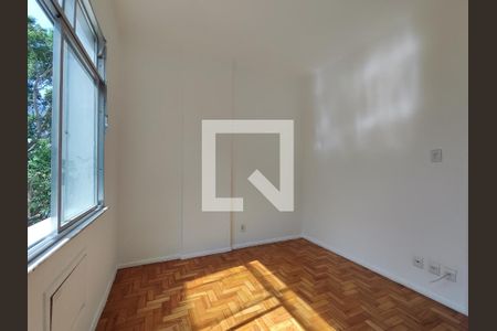 Apartamento à venda com 82m², 2 quartos e sem vagaQuarto