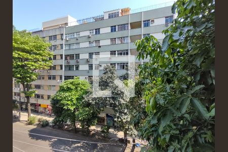 Apartamento à venda com 82m², 2 quartos e sem vagaVista Quarto 2