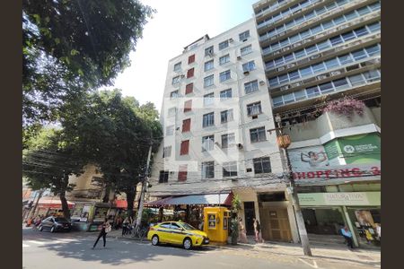 Apartamento à venda com 82m², 2 quartos e sem vagaFachada