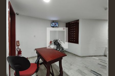Apartamento à venda com 82m², 2 quartos e sem vagaÁrea comum