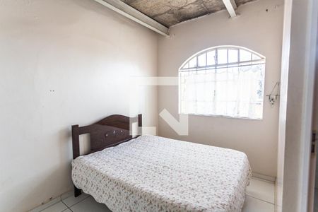 Casa à venda com 379m², 4 quartos e 4 vagasSuíte 2 no 2° Pavimento