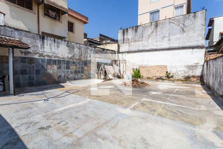 Casa à venda com 379m², 4 quartos e 4 vagasQuintal