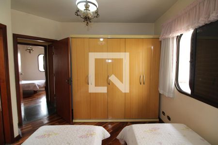 Casa à venda com 462m², 6 quartos e 6 vagasQuarto 5