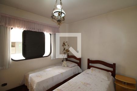 Casa à venda com 462m², 6 quartos e 6 vagasQuarto 5