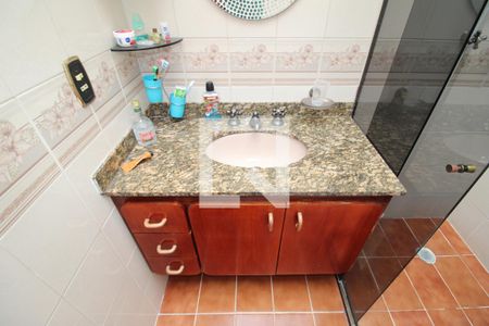 Casa à venda com 462m², 6 quartos e 6 vagasQuarto 5 - Banheiro