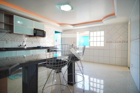 Casa à venda com 262m², 3 quartos e 3 vagasCozinha