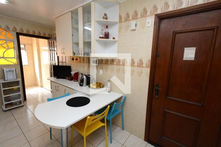 Apartamento à venda com 120m², 3 quartos e 2 vagasCozinha