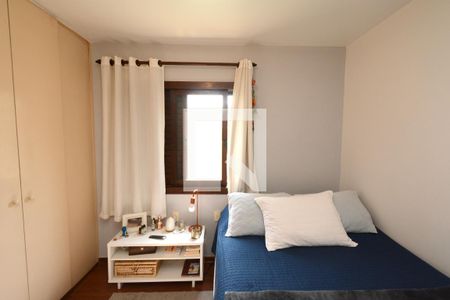 Apartamento à venda com 120m², 3 quartos e 2 vagasQuarto 2