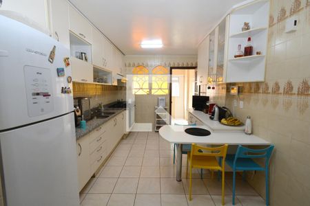 Apartamento à venda com 120m², 3 quartos e 2 vagasCozinha