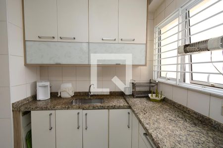 Apartamento à venda com 140m², 4 quartos e 2 vagasCozinha