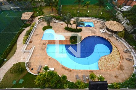 Apartamento à venda com 140m², 4 quartos e 2 vagasÁrea comum - Piscina