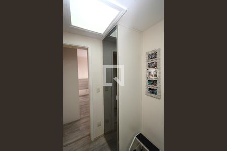 Apartamento à venda com 140m², 4 quartos e 2 vagasCorredor - Armários