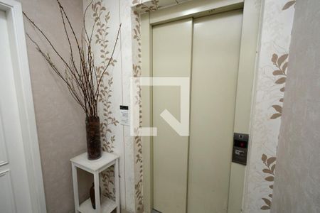 Apartamento à venda com 140m², 4 quartos e 2 vagasHall de entrada