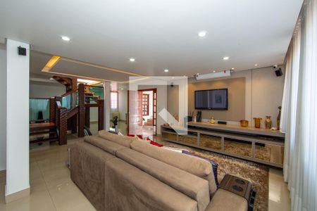 SALA de casa à venda com 6 quartos, 500m² em Camargos, Belo Horizonte