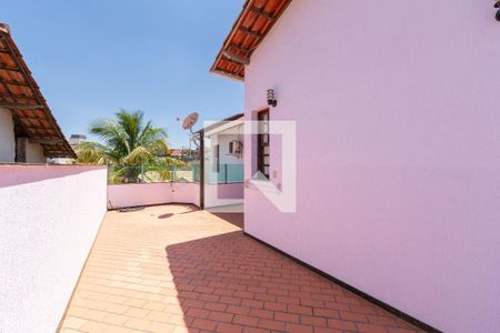 VARANDA de casa à venda com 6 quartos, 500m² em Camargos, Belo Horizonte