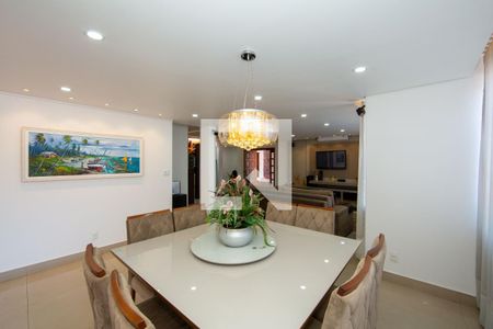 SALA de casa à venda com 6 quartos, 500m² em Camargos, Belo Horizonte