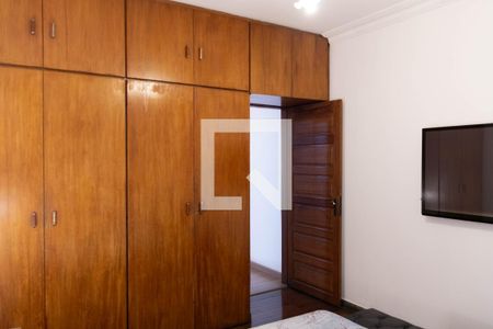 Casa à venda com 500m², 8 quartos e 3 vagasQuarto 2