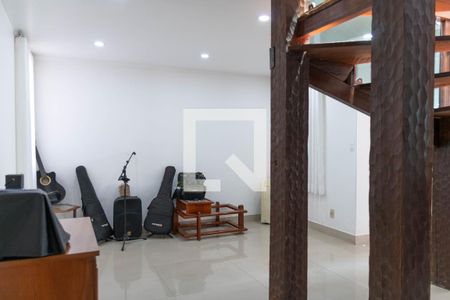 Casa à venda com 500m², 8 quartos e 3 vagasSala 2