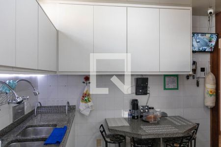 Casa à venda com 500m², 8 quartos e 3 vagasCozinha