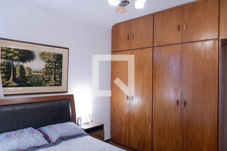 Casa à venda com 500m², 8 quartos e 3 vagasQuarto 2