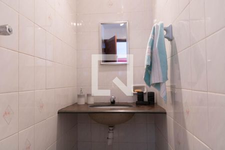 Casa à venda com 500m², 8 quartos e 3 vagasBanheiro de serviço