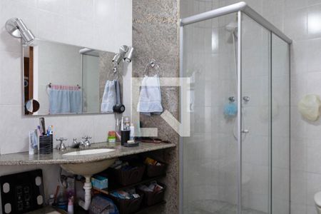 Casa à venda com 500m², 8 quartos e 3 vagasBanheiro da Suíte 1