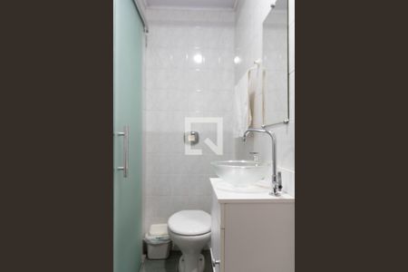 Casa à venda com 500m², 8 quartos e 3 vagasBanheiro da Suíte 2