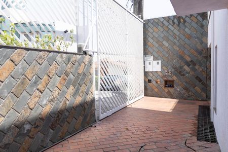 Casa à venda com 500m², 8 quartos e 3 vagasFachada