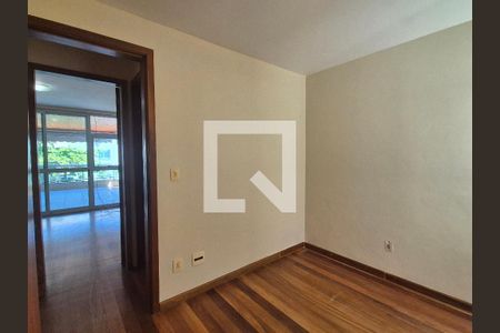Apartamento à venda com 120m², 3 quartos e 2 vagas Apartamento à venda com 120m², 3 quartos e 2 vagasQuarto 2