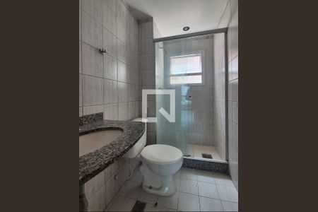 Apartamento à venda com 120m², 3 quartos e 2 vagas Apartamento à venda com 120m², 3 quartos e 2 vagasBanheiro da Suíte