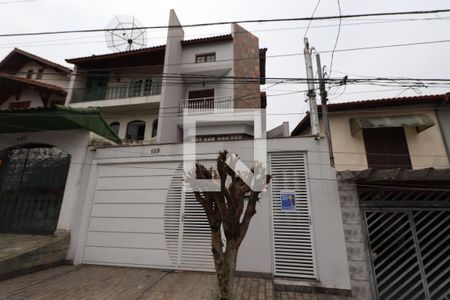 Casa à venda com 325m², 5 quartos e 6 vagasFachada
