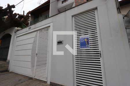 Casa à venda com 325m², 5 quartos e 6 vagasPortão