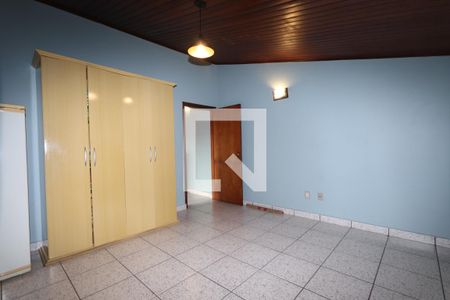 Casa à venda com 325m², 5 quartos e 6 vagasQuarto 5