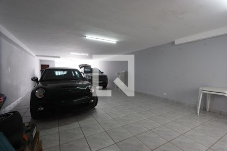 Casa à venda com 325m², 5 quartos e 6 vagasGaragem