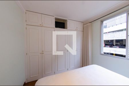 Apartamento à venda com 102m², 3 quartos e 2 vagas Apartamento à venda com 102m², 3 quartos e 2 vagasSuíte