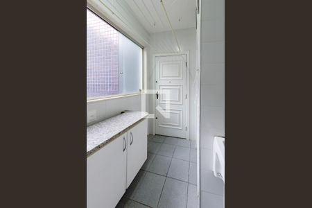 Apartamento à venda com 102m², 3 quartos e 2 vagas Apartamento à venda com 102m², 3 quartos e 2 vagasÁrea de serviço