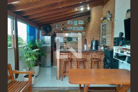 Apartamento à venda com 112m², 2 quartos e 1 vaga