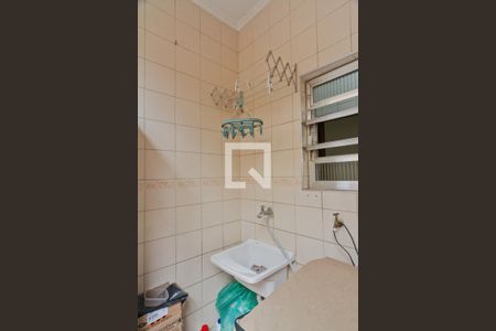Casa à venda com 171m², 3 quartos e 3 vagas Casa à venda com 171m², 3 quartos e 3 vagasÁrea de Serviço