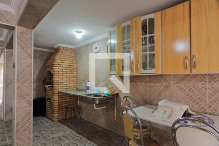 Casa à venda com 171m², 3 quartos e 3 vagas Casa à venda com 171m², 3 quartos e 3 vagasÁrea externa