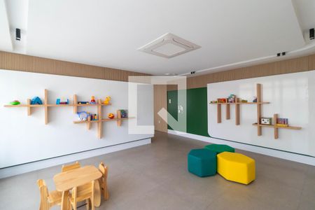 Apartamento à venda com 317m², 4 quartos e 4 vagas Apartamento à venda com 317m², 4 quartos e 4 vagasÁrea comum - Salão de festas